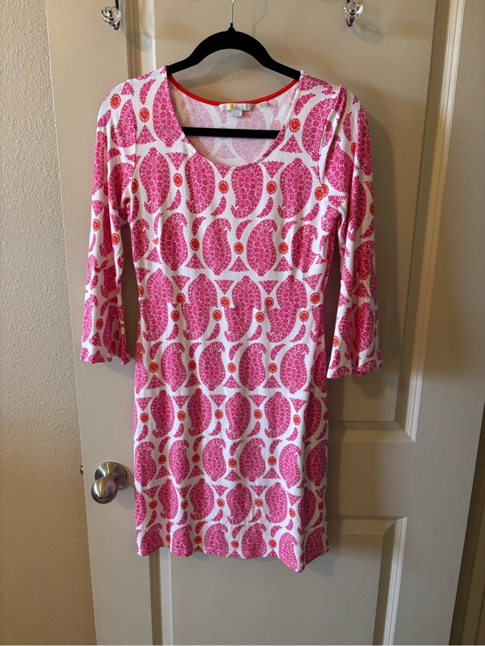 Boden Pink Paisley Scoop Neck Dress with 70s Bell Sleeves Size 8 Halloween retro